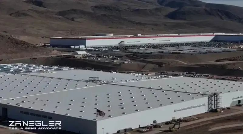 每天车闻：特斯拉Semi电动卡车工厂将投产