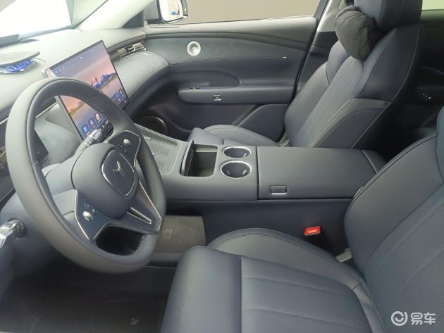 岚图FREE：23万超值千里试驾体验