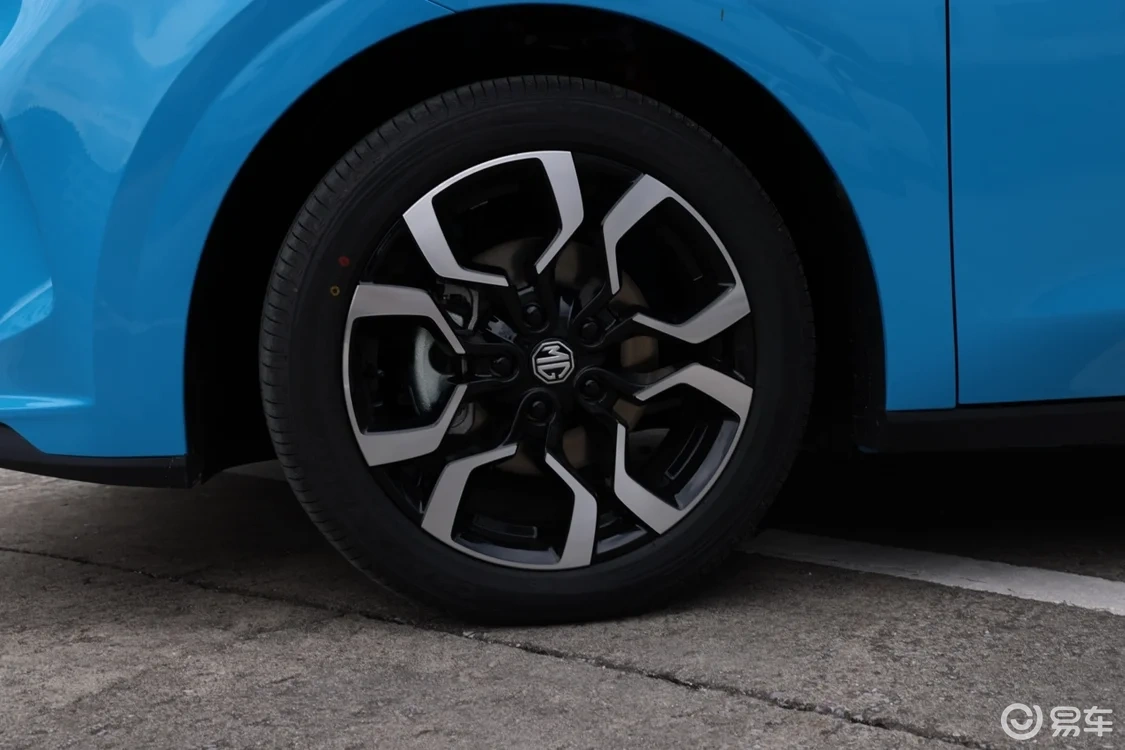 试驾全新MG4诚意与亮点并存