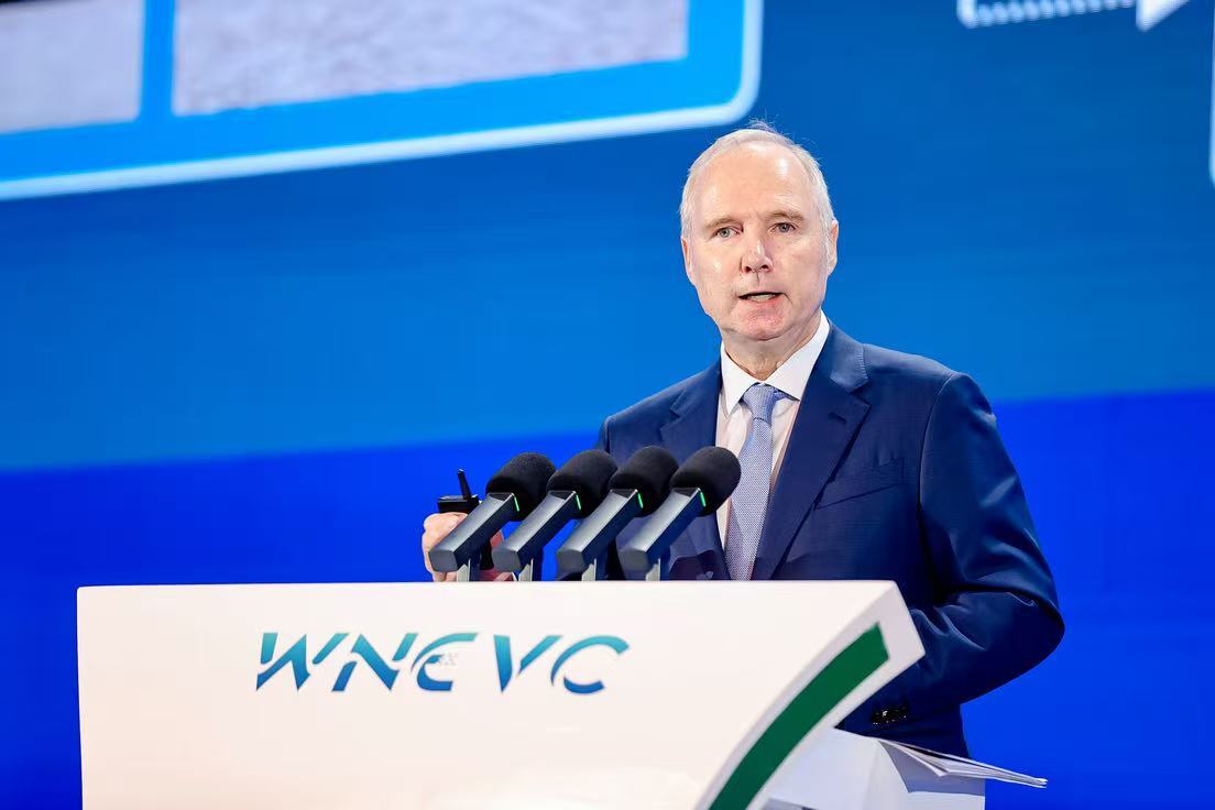 “驾控超级大脑”斩获大奖，宝马多技术路线齐头并进