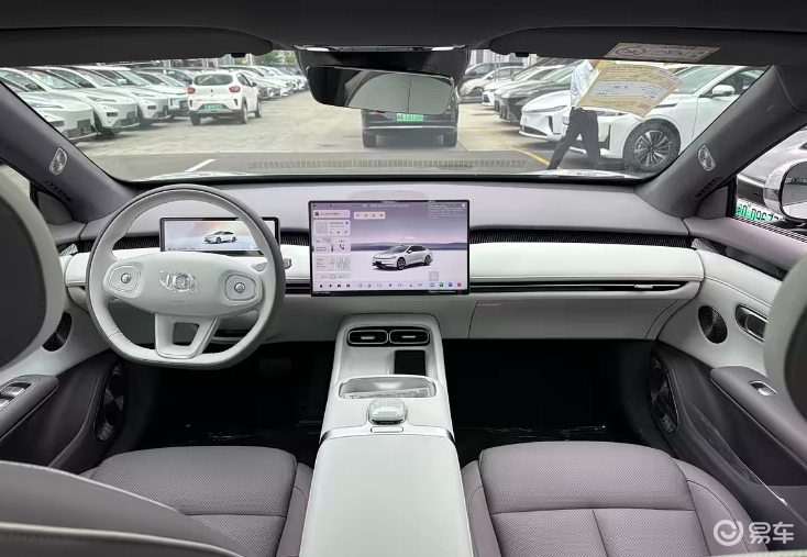 尺寸超秦L DM-i,长安启源A06能否一炮而红?