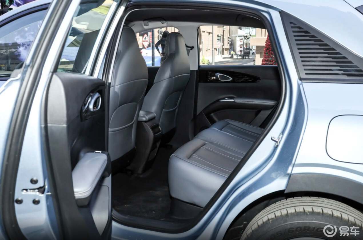 缤果S对比吉利星愿, A0级车型谁最强?