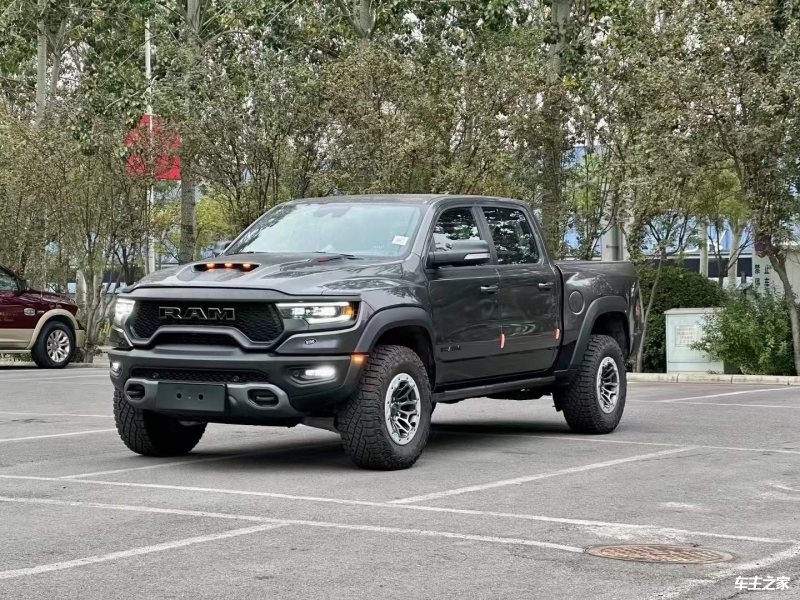 公羊美版 全部在售 2025款 2023款 2022款 2017款 2016款2023款道奇公羊霸王龙性能皮卡现车报价