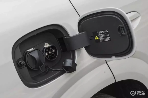 启源Q07激光版VS海狮06 DM-i,谁更胜一筹