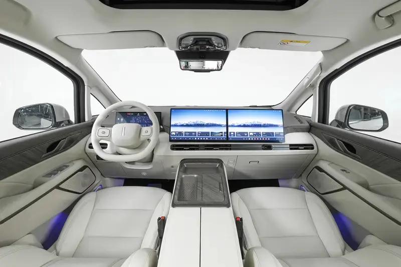 魏牌高山7开启首批车主交付 售28.58万元