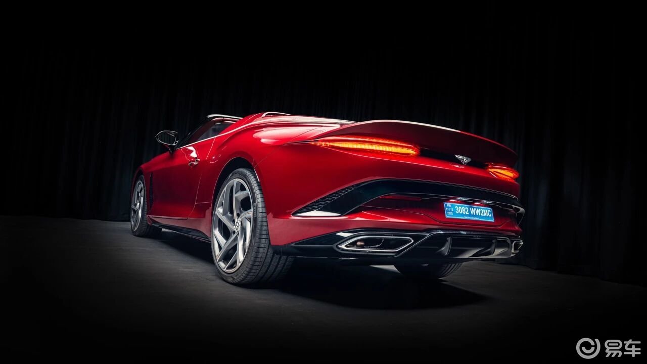 12人的顶级梦境?2021款宾利Bacalar赔惨了!