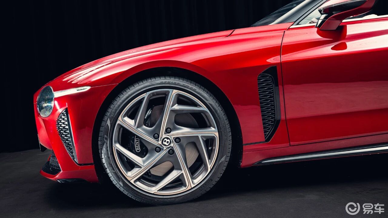 12人的顶级梦境?2021款宾利Bacalar赔惨了!