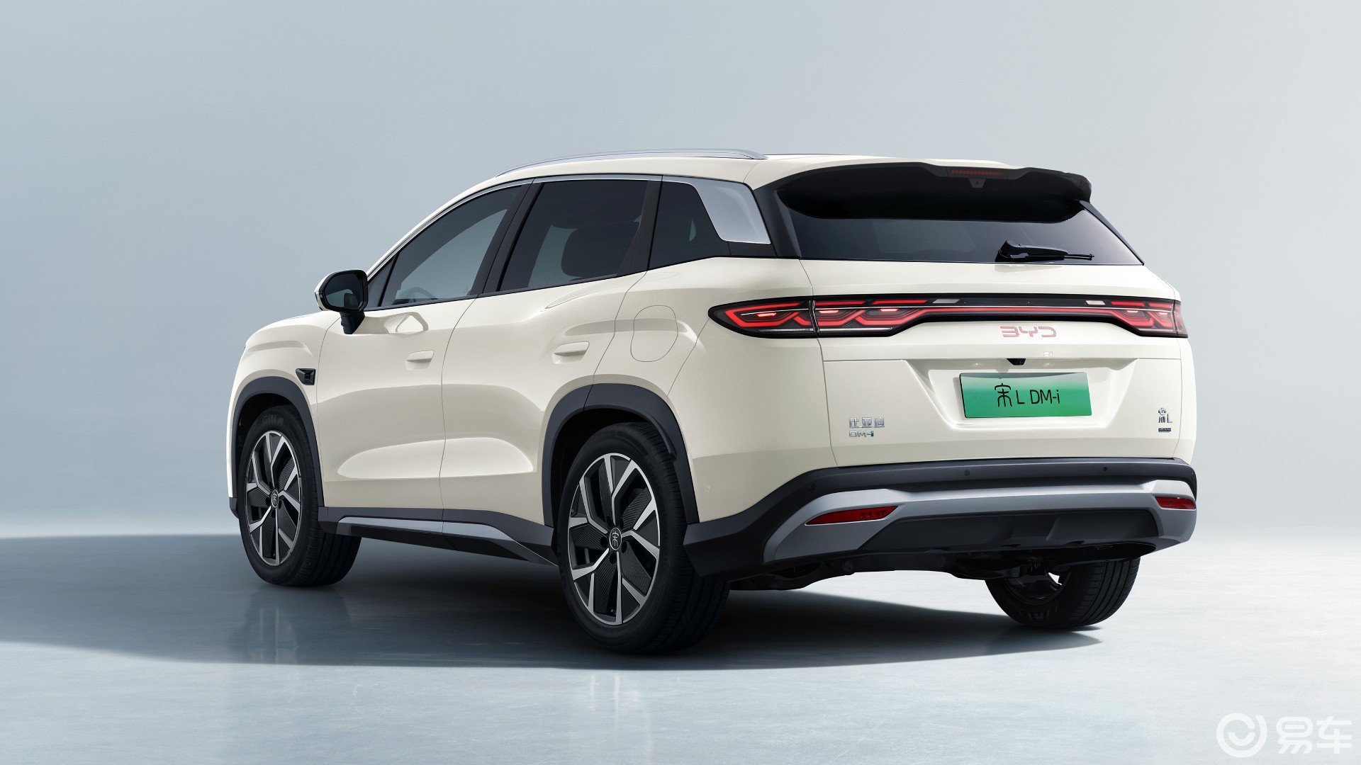 26款比亚迪大小宋上市,限时9.98万/13.98万起