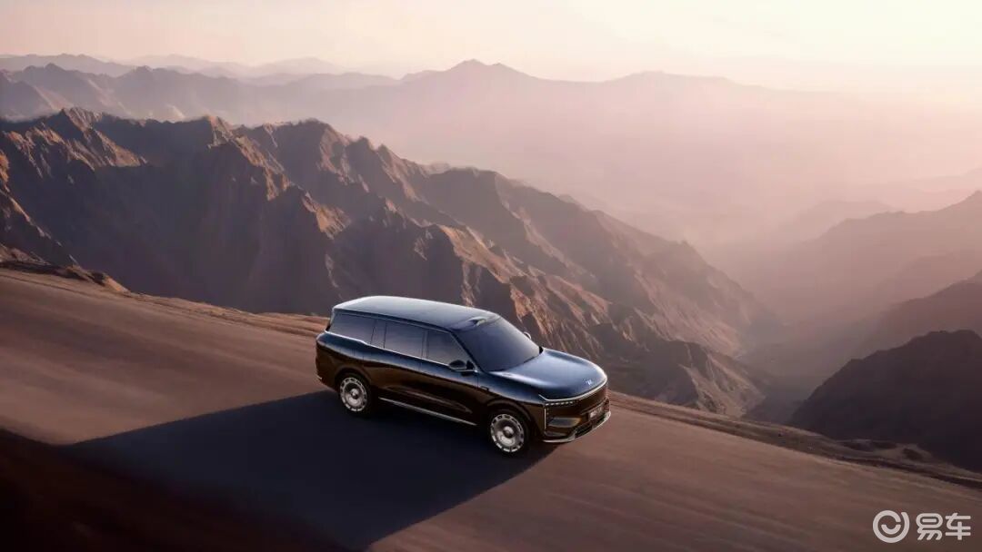 四轮转向+CDC 智己LS9开启预售33.69万起
