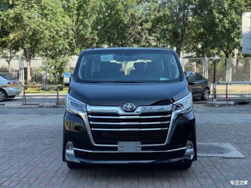 四川腾达东远名车Granvia中东版价格最低64万起售 欢迎前来试驾