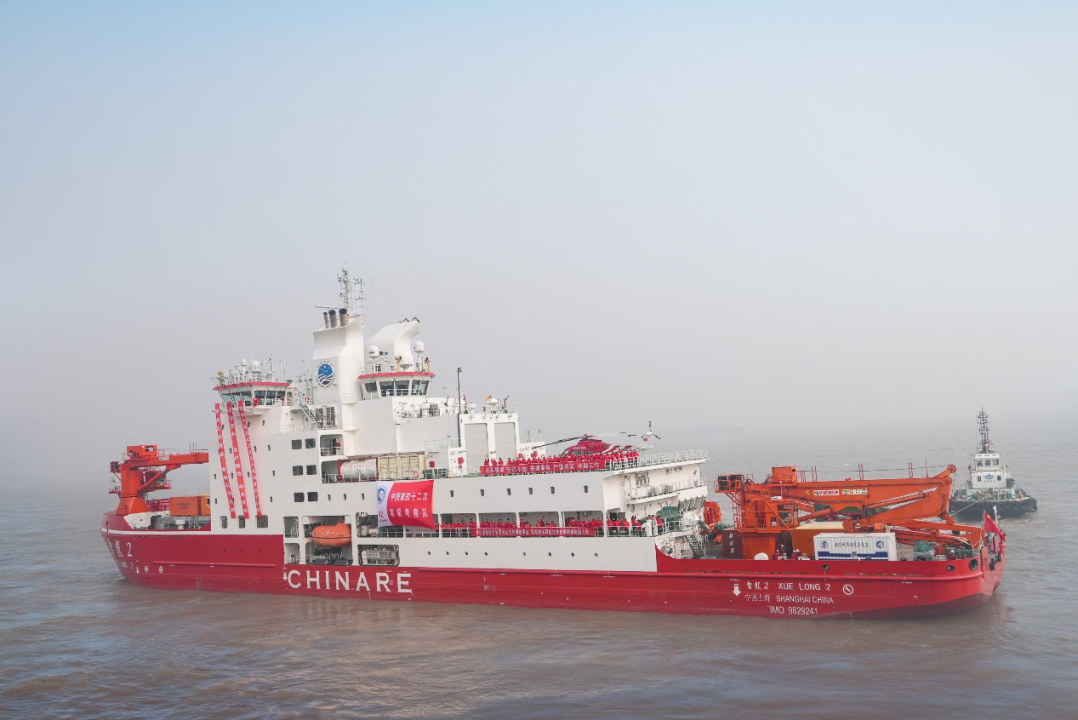 坦克300成国家极地科考运输车