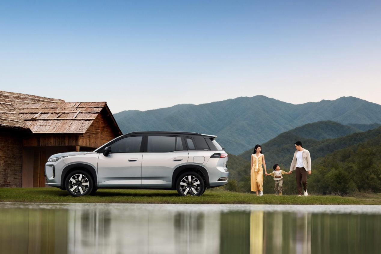 家庭增程五座SUV首选埃安i60双动力10.48万起上市