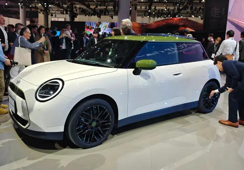 2025广州车展：MINI PAUL SMITH设计师款亮相