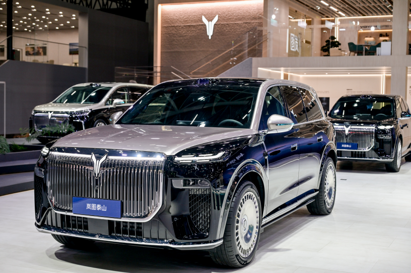 广州车展，车企高管“串台打卡”