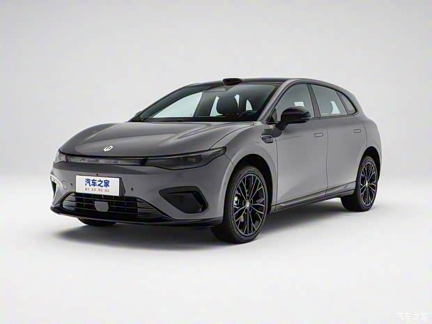 限时售9.28万起 零跑Lafa5正式上市 中国版“电动高尔夫”来了!